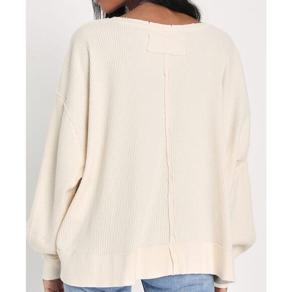 Free People SZ Medium Oversized Beige Boxy Waffle Long Sleeve Thermal Top Women - Picture 2 of 12
